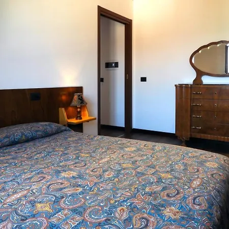 Casa Vacanze Besozzi * Leggiuno